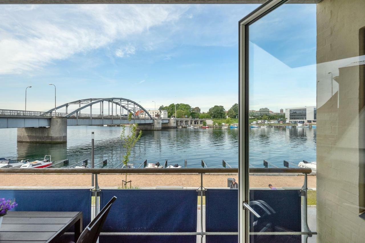 Luxury City Center Harbour Apartment 2 Bedroom Sønderborg Exteriér fotografie